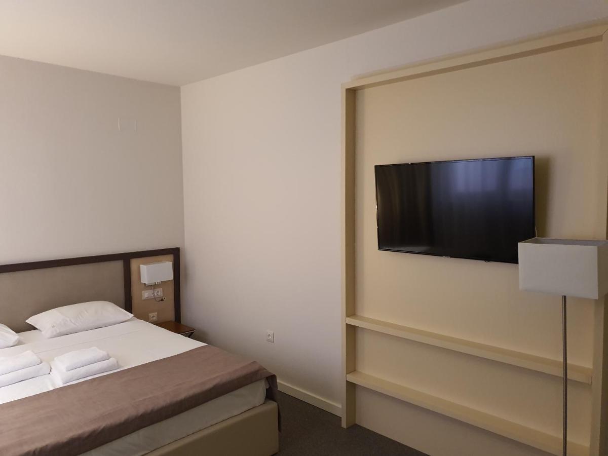 Hotel Bono Будва Екстериор снимка
